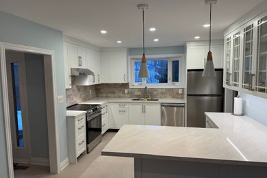 Kitchen - kitchen idea in Toronto