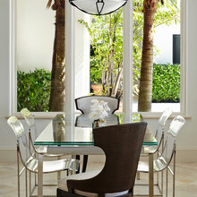breakfast room