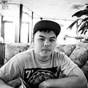 Derrick Motif's photo