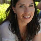 Esti Raif Levi's photo