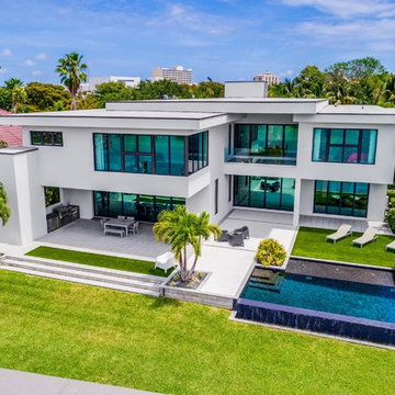 Middle River Residence