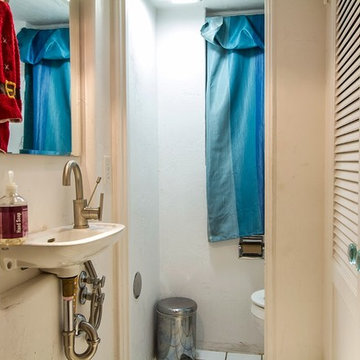 Blenman Elm Mid-Centruy Modern Compact Bathroom