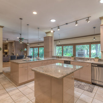 Beautiful Mid-century Modern Estate Home on Breathtaking 3.1 Acres