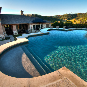 Austin River Place Swimming Pool