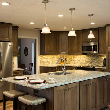 Open Contemporary Kitchen in Palm Harbor