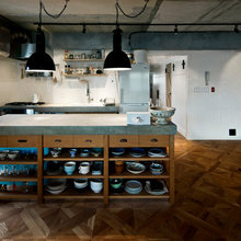 Plates And Kitchen