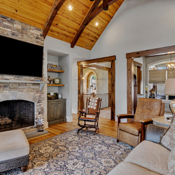 Social Room - Lakeview Cottage 22021