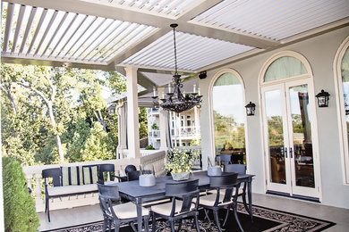 Patio - tropical patio idea in Los Angeles