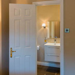 Master Bedroom ensuite - Door Hardware
