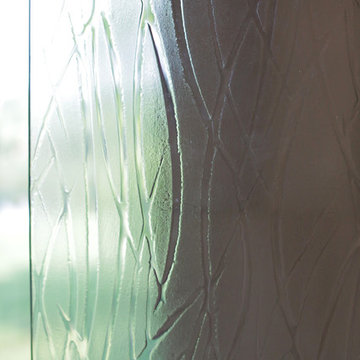 Modern Shower Door with Patterned Glass