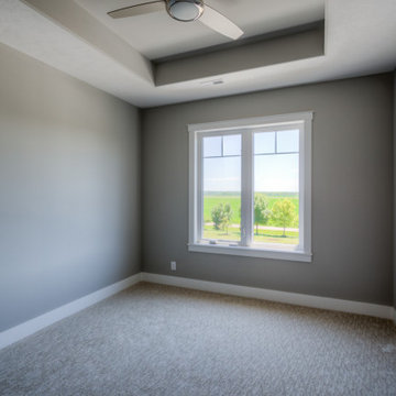 1.5-story custom Brandenburg - modern finishes