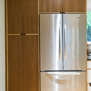 Modern Europly Kitchen