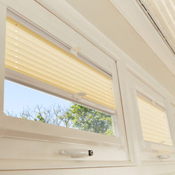 Day & Night Transition&trade; blinds - Cellular Shades