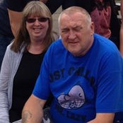 Julie Hills's photo