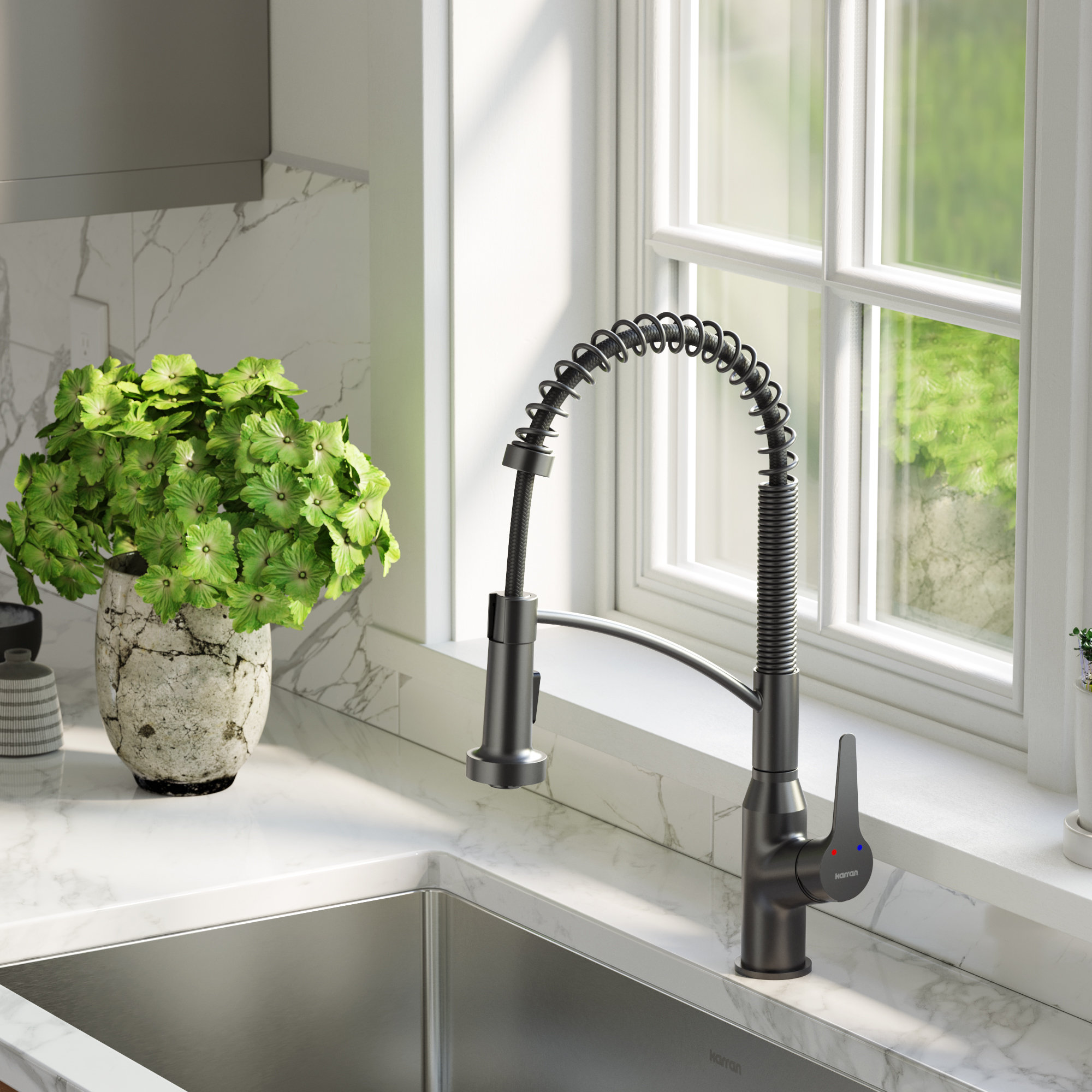 Karran Single-Handle Pull-Down Sprayer Kitchen Faucet, Gunmetal Grey