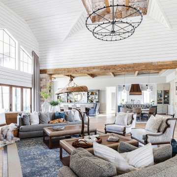 Traditional Chic Family Estate