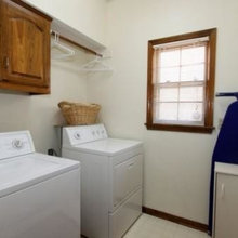 13110 Slater Laundry Room