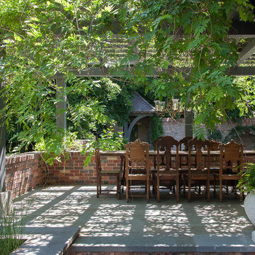 Outdoor Dining Patio