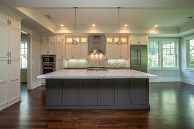 Example of a kitchen design in New York