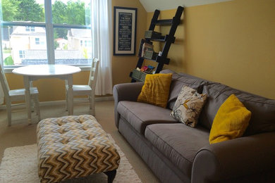 Inspiration for a transitional kids' room remodel in Detroit
