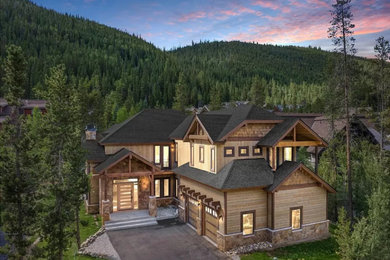 Elegant exterior home photo in Denver