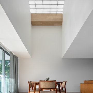 512 House