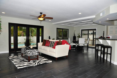 Family room - traditional family room idea in Phoenix