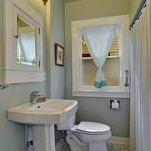 Franics Main Bathroom