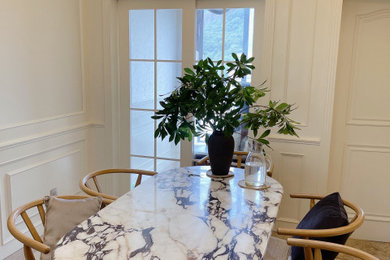 Dining room - modern dining room idea in Los Angeles
