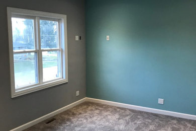Bedroom - bedroom idea in Chicago