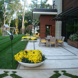 Fiberglass Planters - Outdoor Pots And Planters