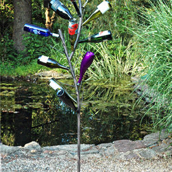 Bottle Tree - Garden Statues And Yard Art