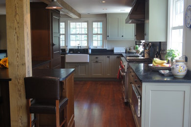 Example of a classic kitchen design in DC Metro