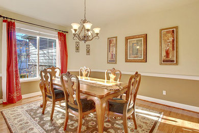 Dining room photo in Baltimore
