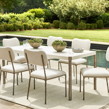 Outdoor Dining Tables and Chairs
