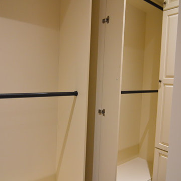 Lieuvin Court Master Closet