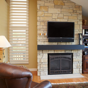 Design ideas for a traditional home cinema in Grand Rapids.