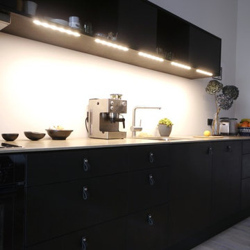 KITCHEN NOIRE