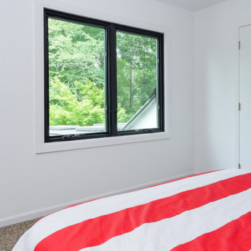 Modern Bedroom with Casement Windows - Renewal by Andersen San Francisco Bay Are