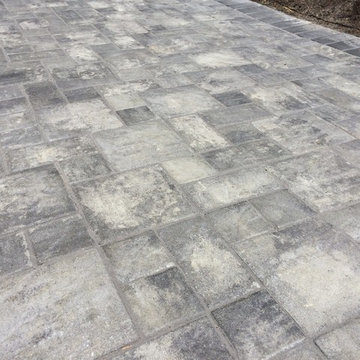 Sloped Drive Re n' Re - Concrete Pavers, North Van, BC (Jointing)