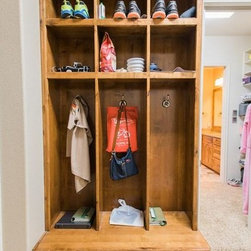 5302 Riviera Ct - Products
