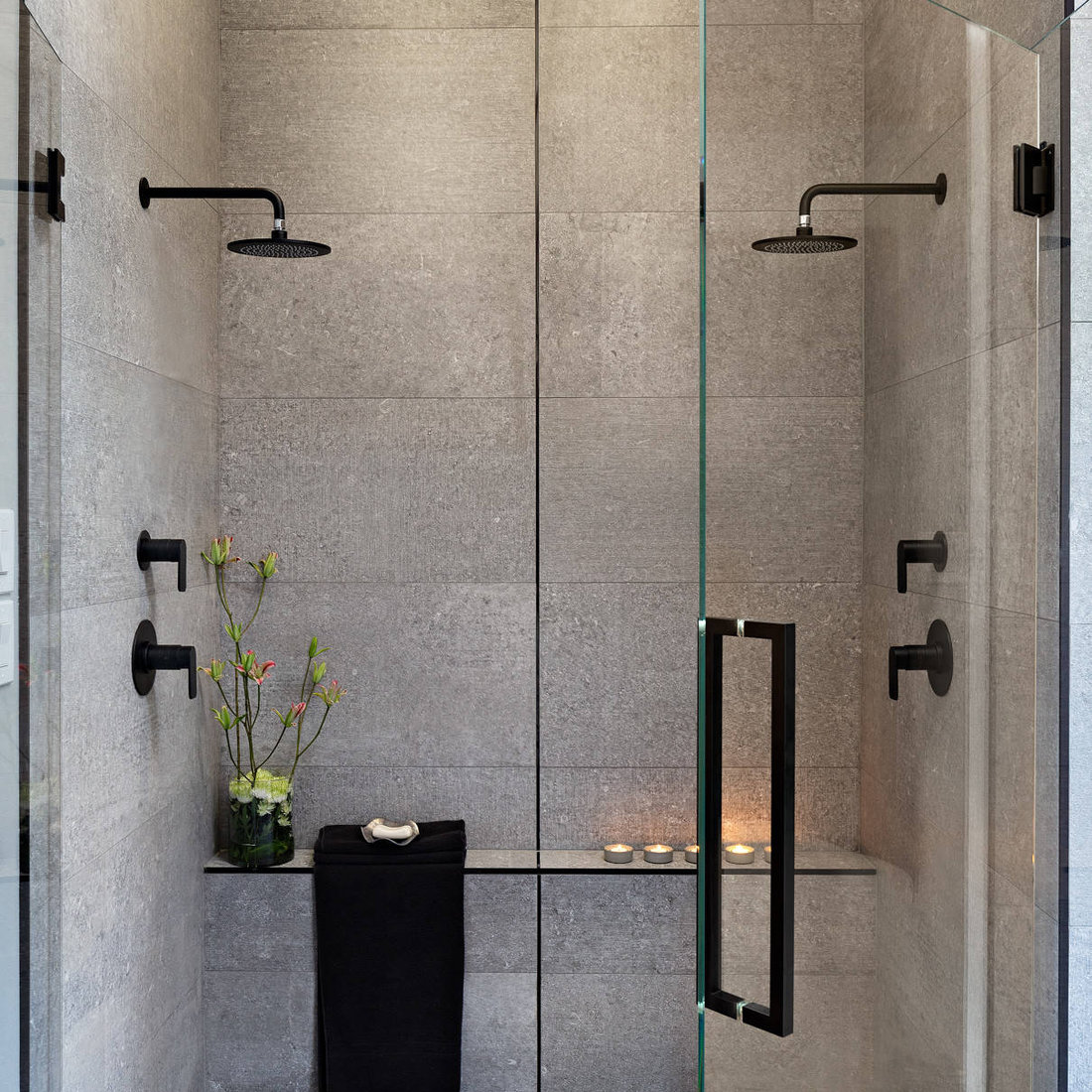 Urban Zen Spa Bath