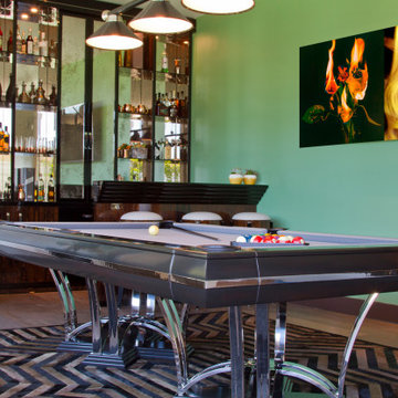 Deco Bar
