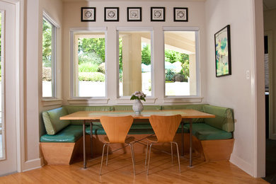 Example of a 1960s light wood floor kitchen/dining room combo design in Dallas
