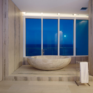 Private PH Residence At Continuum South