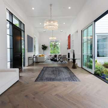 Cape Code Modern in Encino, CA