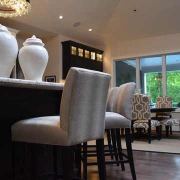 A Contemporary Kitchen with a hint of Glam