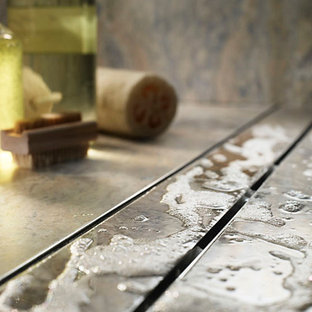 Discreet Shower Linear Drain