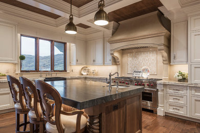 Elegant kitchen photo in Salt Lake City