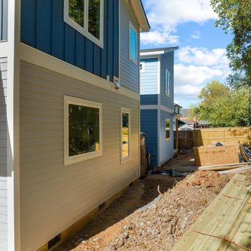 Siding Installation - James Hardie Lap and B&B (Boothbay Blue and Deep Ocean)